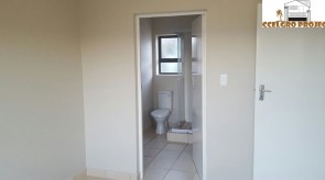 Bedroom_1.jpg